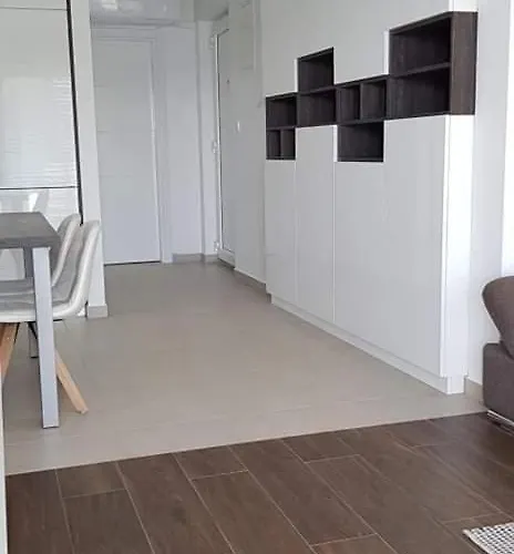 Apartment Prestige 1 *